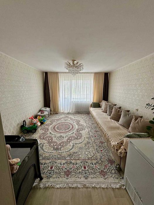 Продается 4 комн кв. Васильковский,4