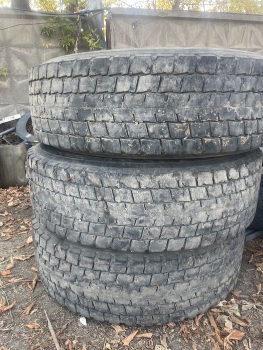 Продаю балоны на  315/70.22.5