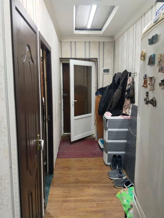 Продается Юнусабад 15 квартал 1 квартира