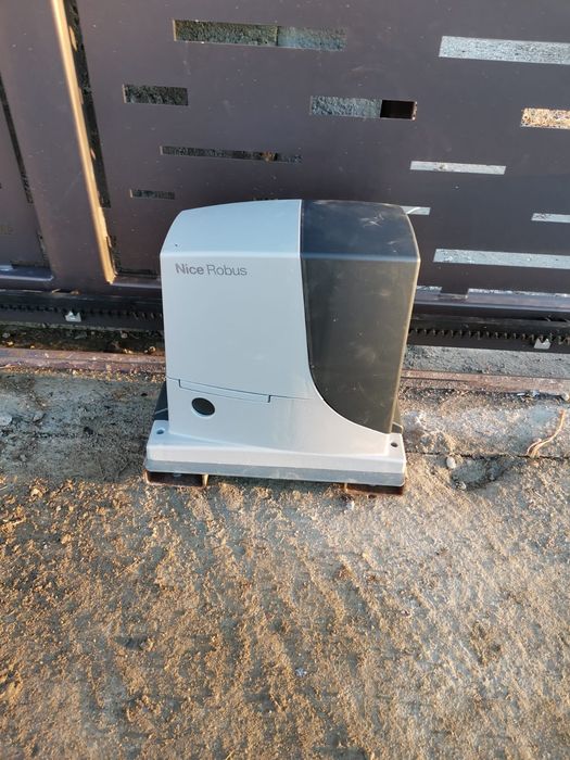 Sistem deschidere poarta Nice ,sisteme noi și second