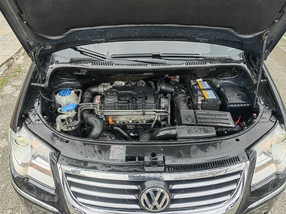 Vw Touran 2.0TDI 140к.с 8 клапановия мотор BMM на части