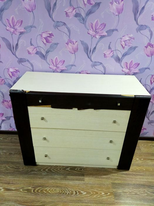 Продам срочно обувницу, комод