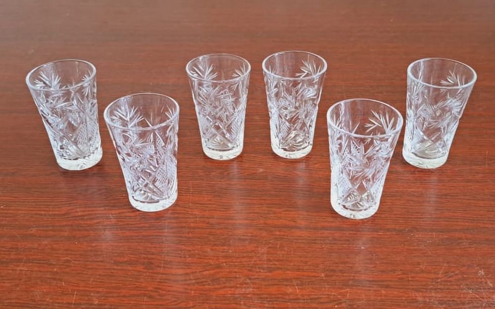 Набор хрустальных стопок