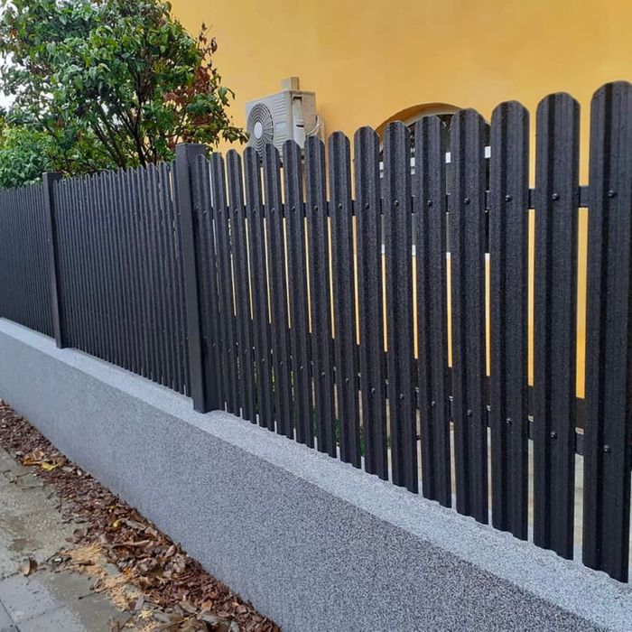 Garduri și porți stil jaluzele șipcă metalica tabla cutata