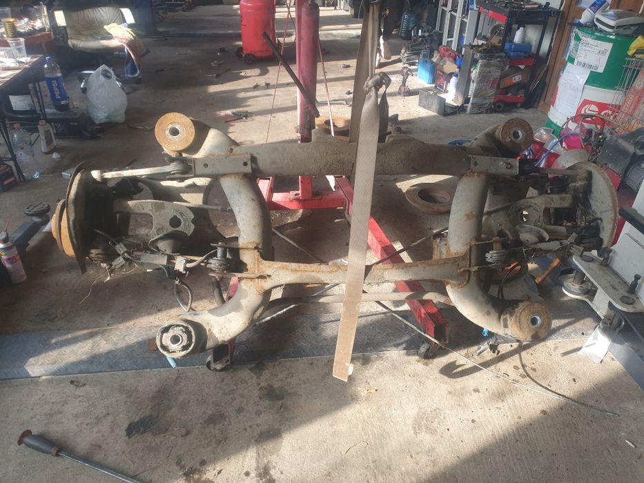 Punte spate Bmw e53.