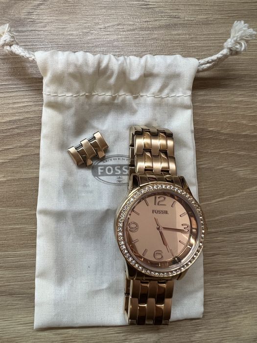 Ceas FOSSIL  nepurtat