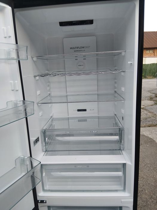 Като нов черен комбиниран хладилник с фризер Gorenje   Total No Frost ретро дизайн с две години гаранция!
