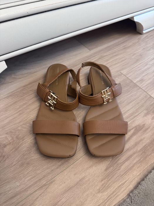 Sandale Tommy Hilfiger marimea 37
