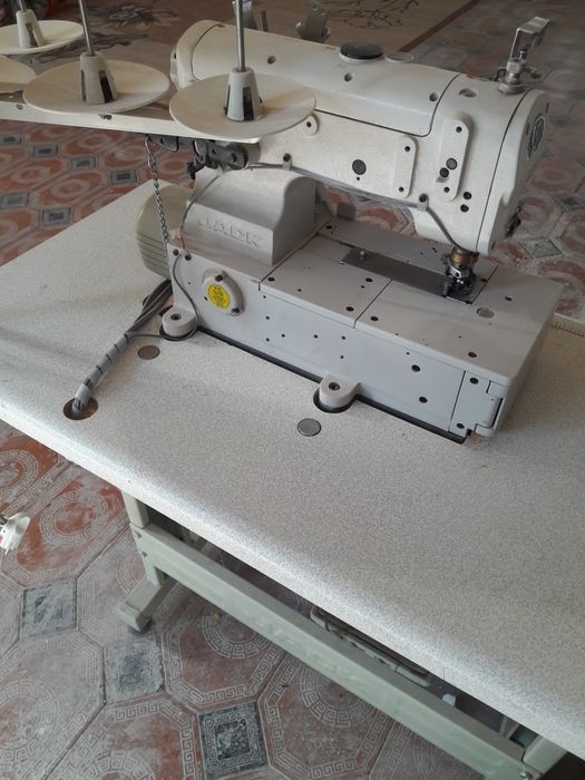 Швейная - Распошивальная машина
