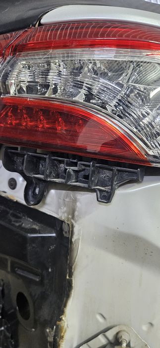 Задний стоп камри 75