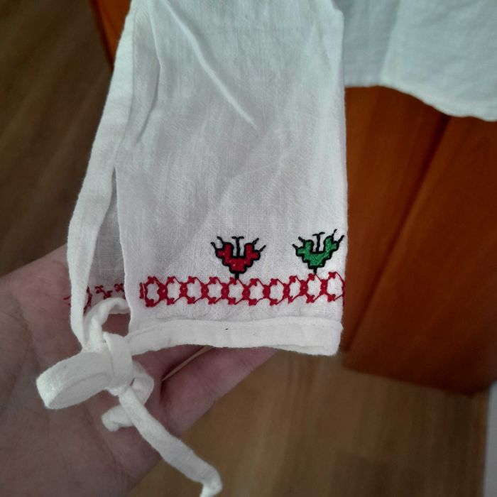 Детска блуза с народни мотиви