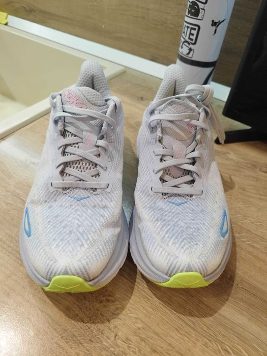 Маратонки за бягане HOKA