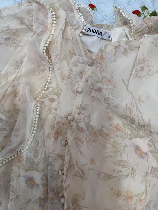 Женский костюм легкий