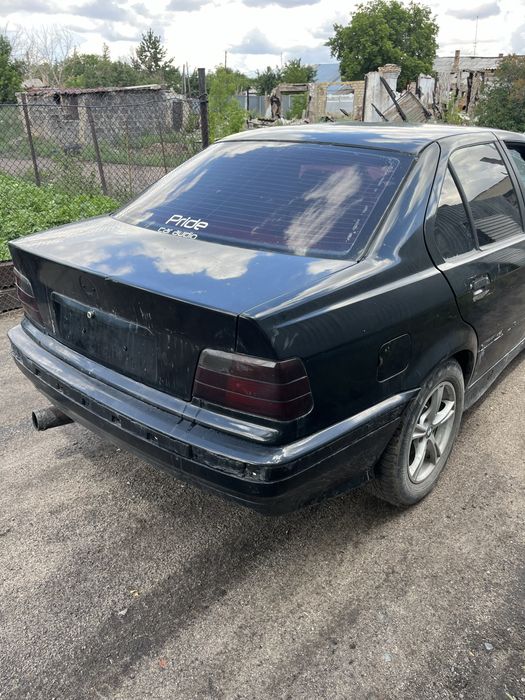 Продам машину BMW
