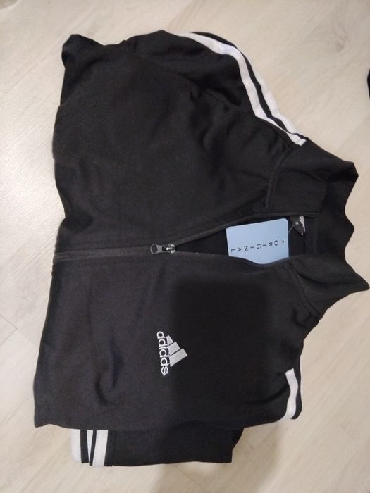 Treninguri baieti Adidas si Nike de primăvară.