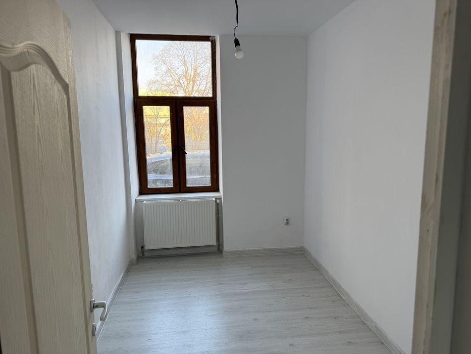 Spatiu /birou de inchiriat Dej zona centrală