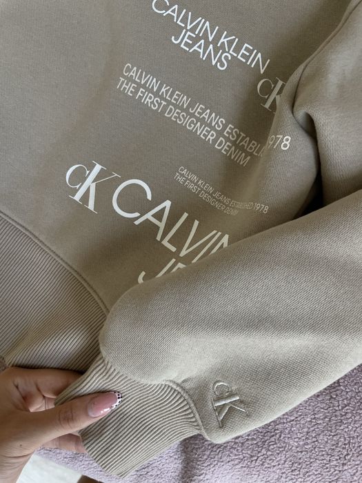 Горнища на Calvin Klein