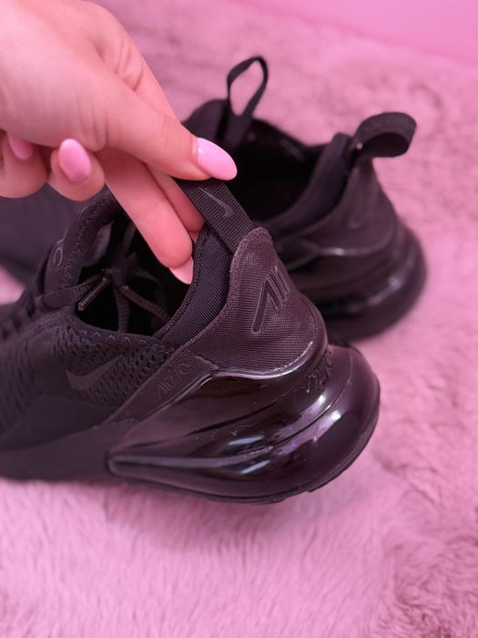 Nike Air Max 270