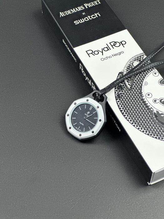 Ceas AP X Swatch Royal Pop “Ocho Negro”