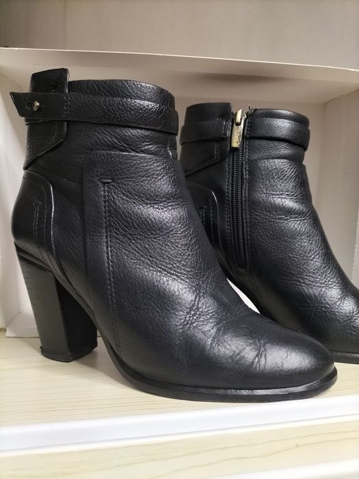 Продаю кожаные брендовые ботинки, полусапожки, туфли и др. обувь