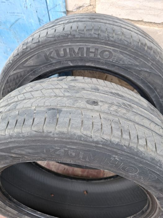 Продам шину 215/55/17  кумхо