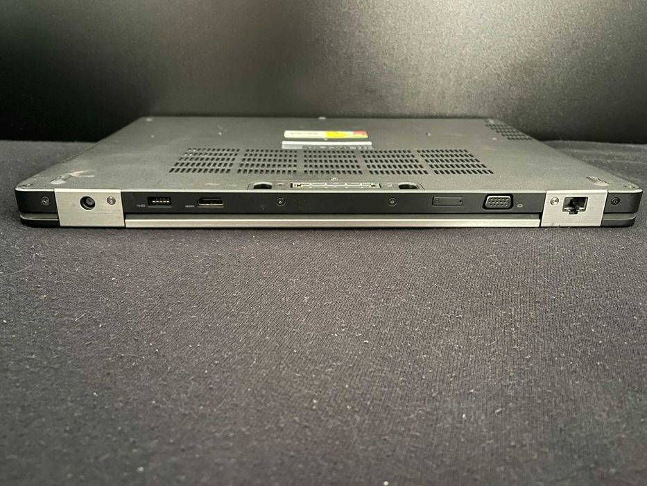 Laptop Dell E5570 Gaming I7-6820HQ 16GB RAM R7 M370 2GB SSD 512GB