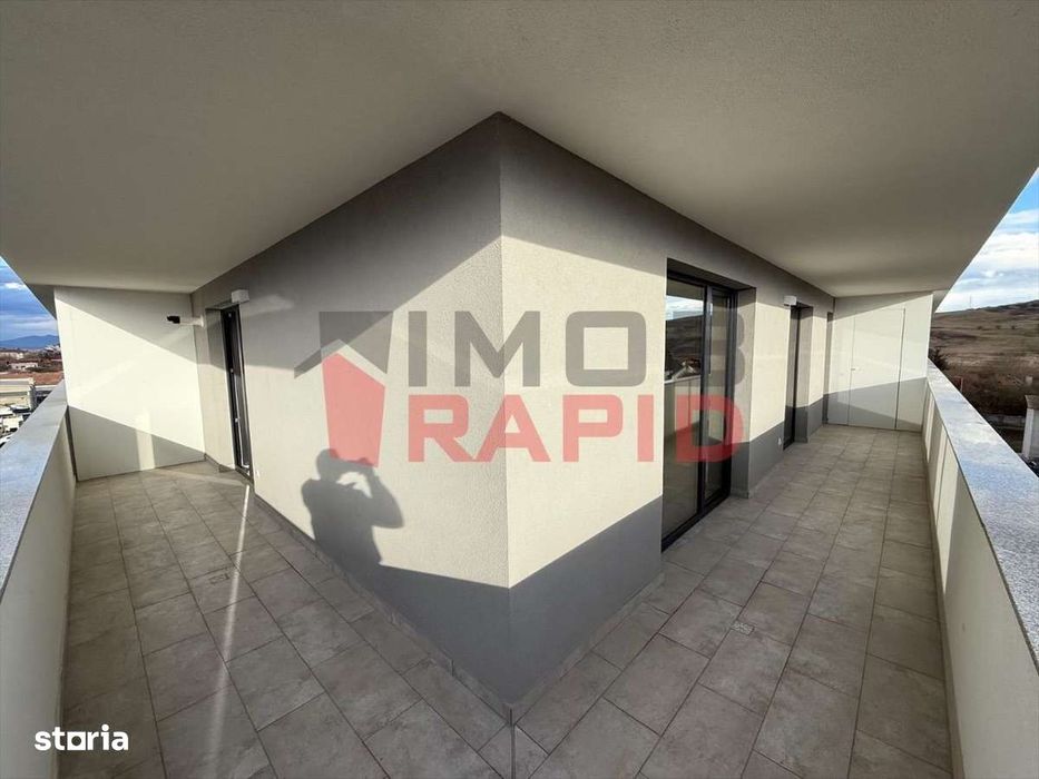 Apartament cu 3 camere, Bloc Nou, Zona Libertatii