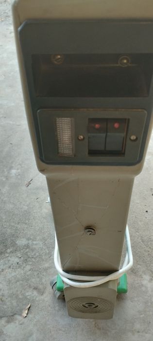 Продам масляный обогреватель