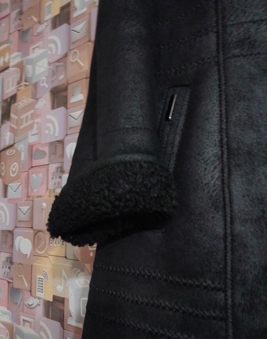 Дубленка новая, черная