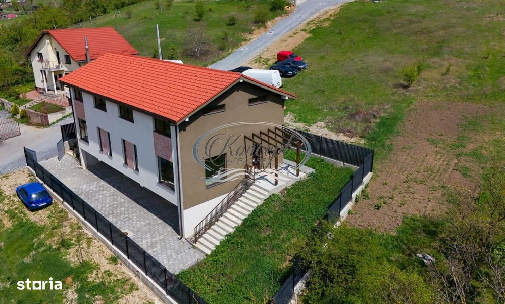 Duplex cu garaj pe strada Oasului