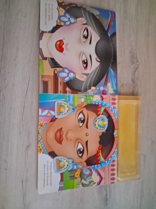 Carte cu magneti Printesele Lumii