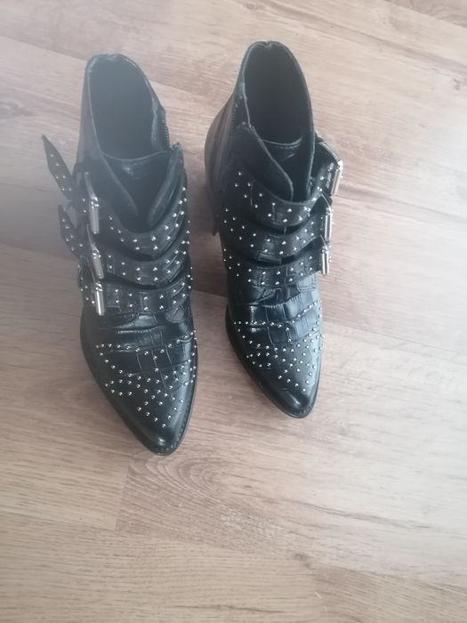Botine ALDO, noi