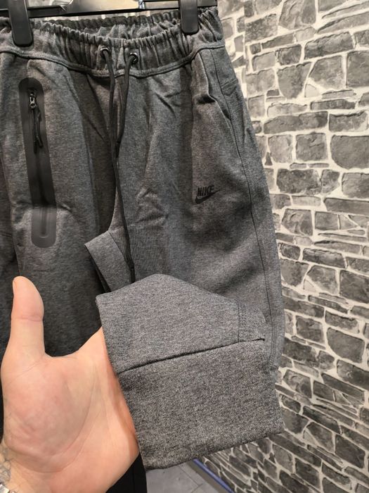 Nike Tech детски екипи намалени с 30%