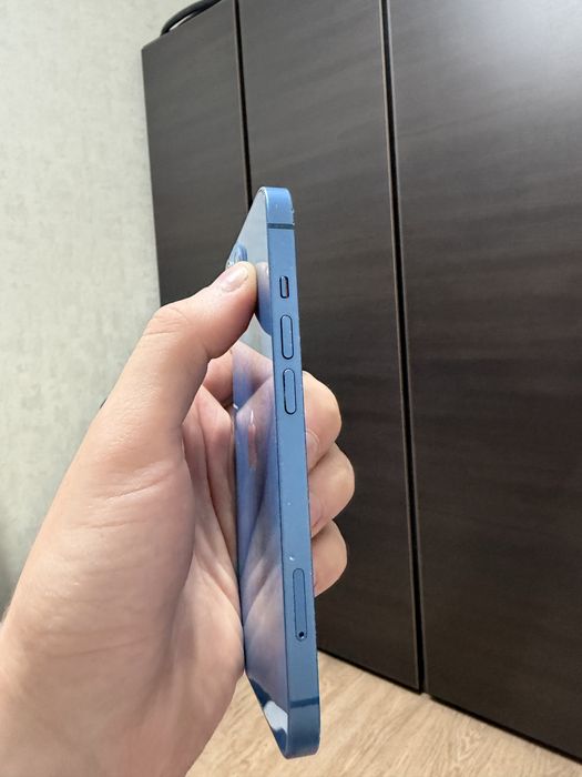 IPhone 13 128 Гб синий
