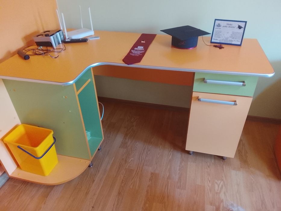 Birou pentru copii