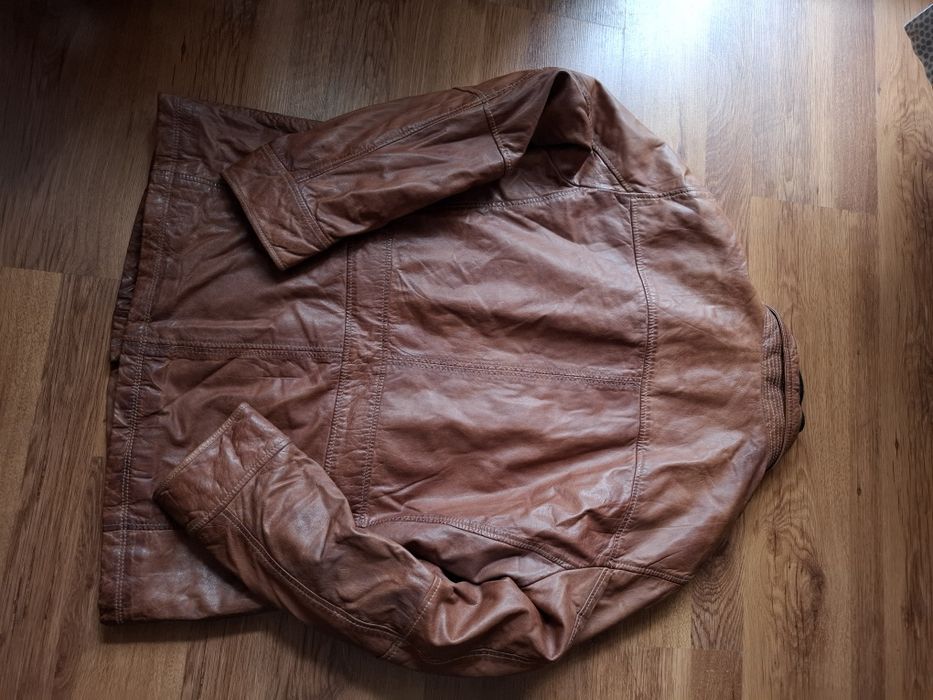 Milestone мъжко кожено яке L размер.