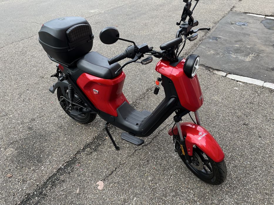 Scuter Electric Niu Gt Pro Full Led Alarma ca Nou