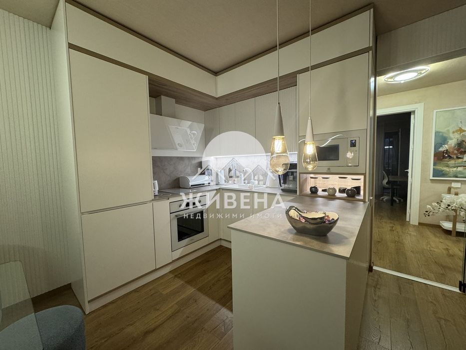 Продава се Тристаен апартамент в к.к. Св.Св. Константин и Елена - 108 кв.м за 1559 €/кв.м - Снимка #3