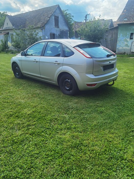 FORD Focus 2010 — imagine 4