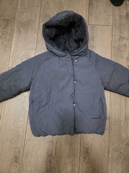 Geacă Zara imblanită interior 110cm stare foarte bună