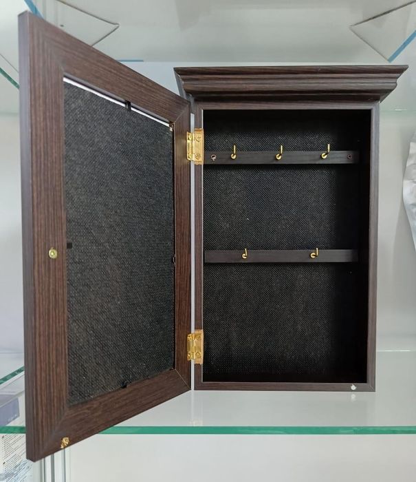 Картины в рамке новые