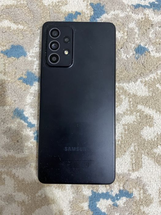 Продается смартфон A52