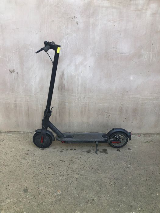 Spre dezmenbrare xiaomi mi electric scooter