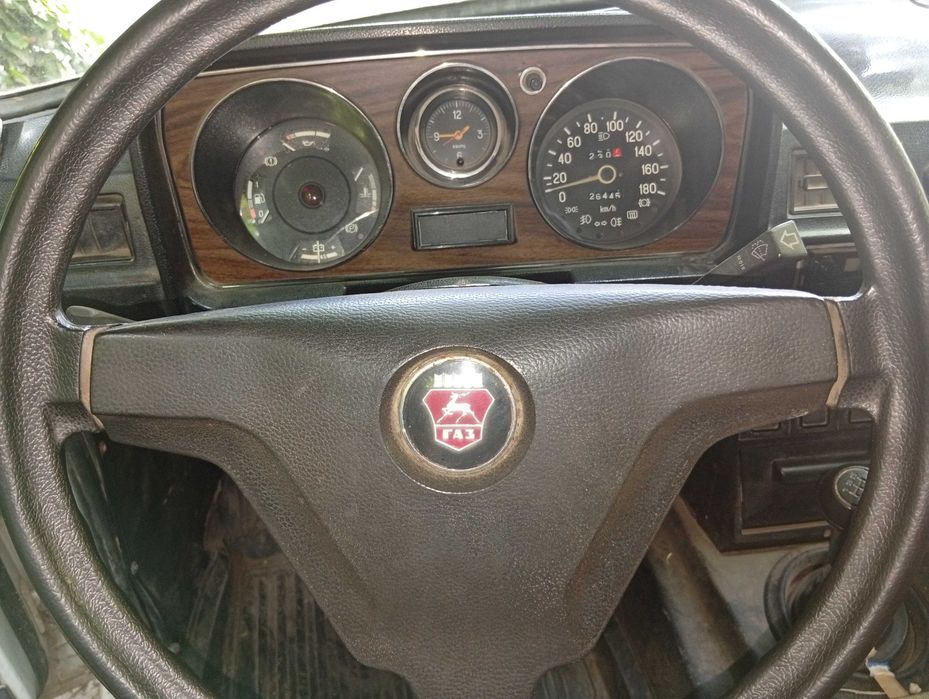 Волга Volga GAZ 31 7-местная 1995г