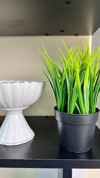 Конфетница на ножке