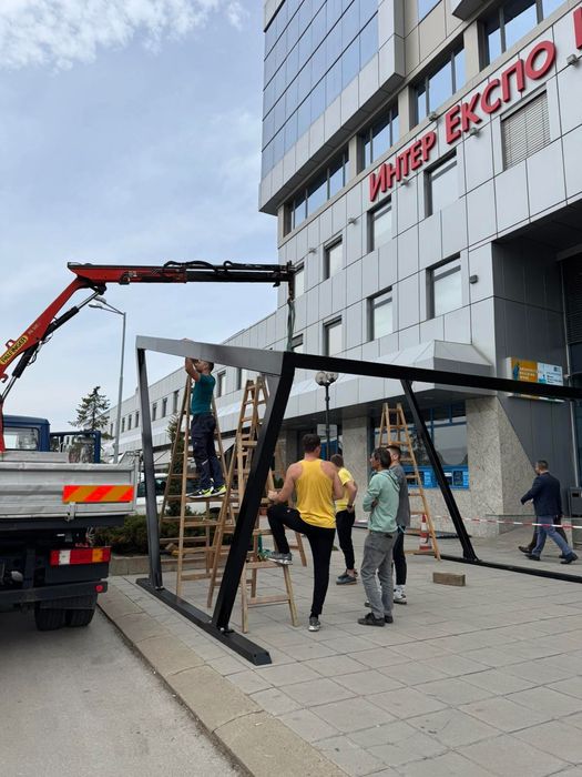 Самосвал с кран – доставка и повдигане на товар