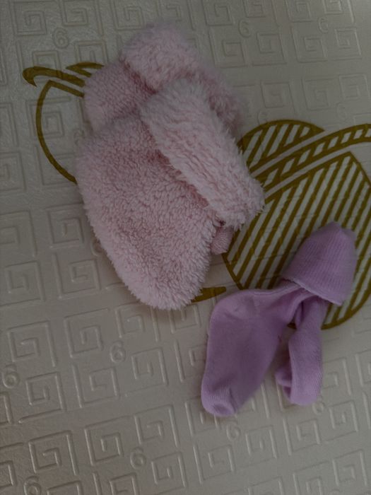 Продам детские вещи для девочки.