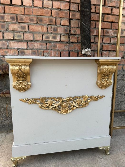 Стенды для одежды и лаундж