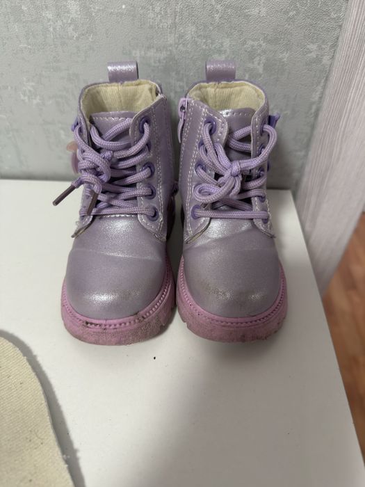 Весенние ботинки для девочки