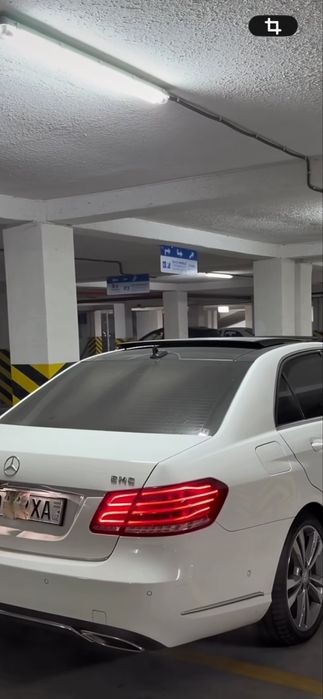 Мерседес 212  Е 300